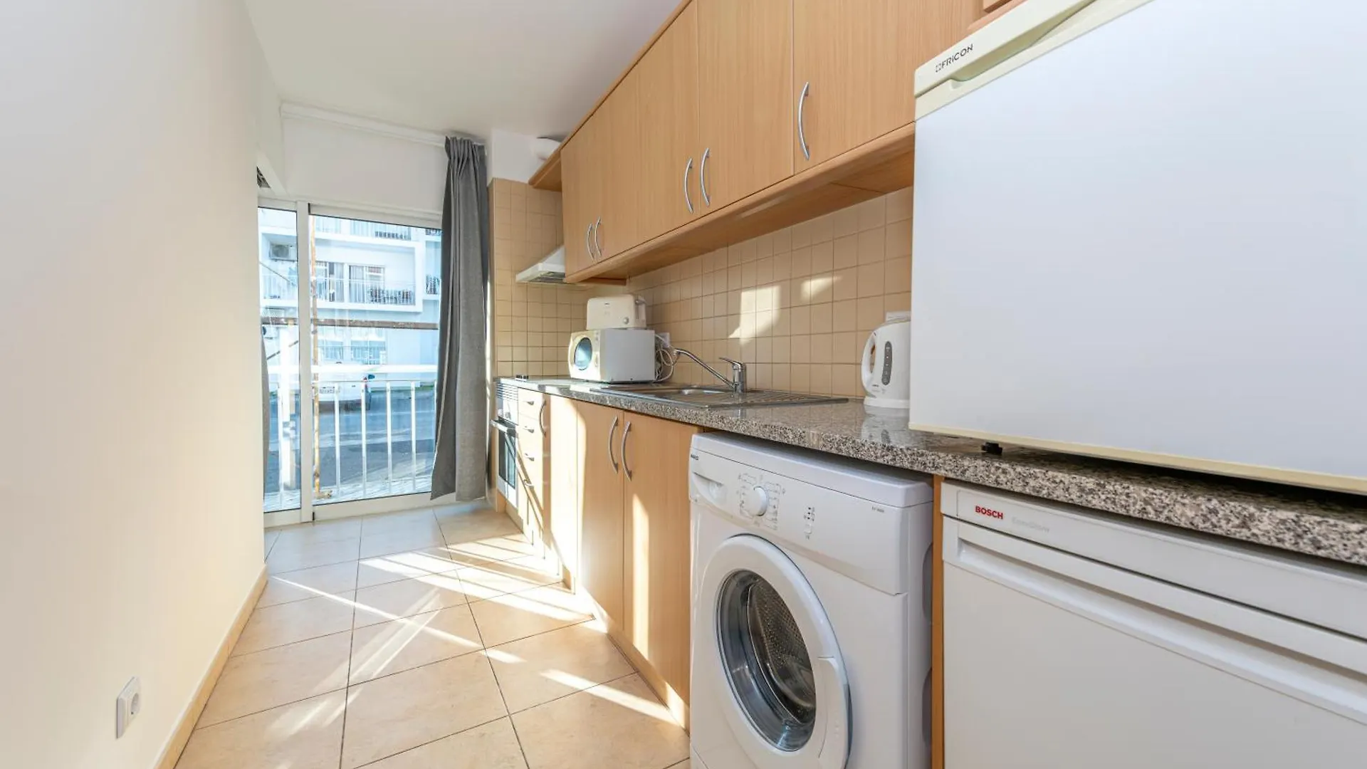 Beachside Bliss 5 Mins Beach & Waterfront - Pool - Wi-Fi - Smart Tv Tavira