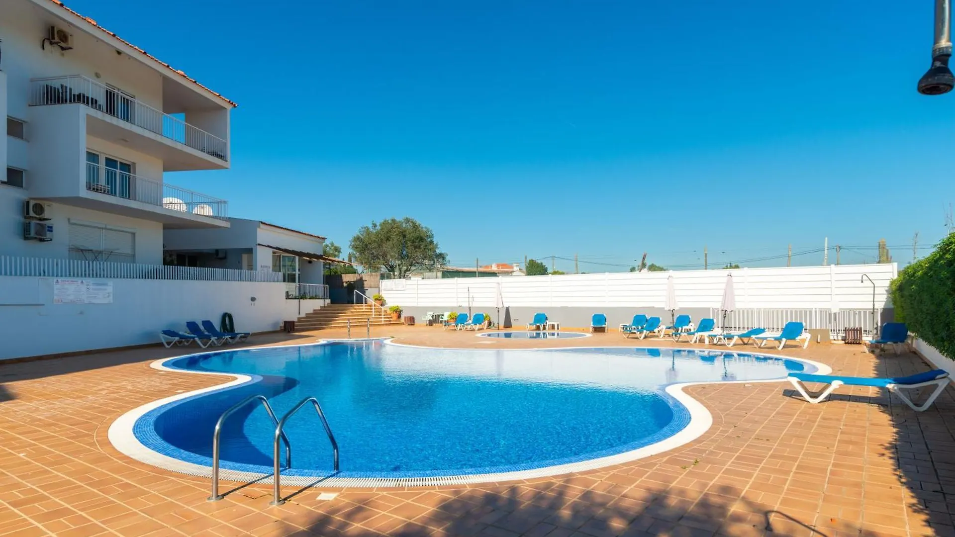 아파트 Beachside Bliss 5 Mins Beach & Waterfront - Pool - Wi-Fi - Smart Tv 타비라