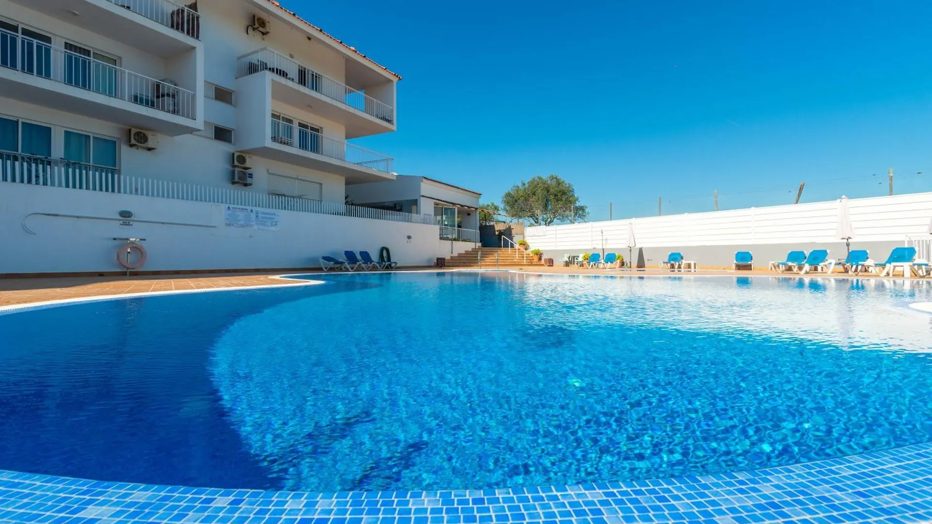 Beachside Bliss 5 Mins Beach & Waterfront - Pool - Wi-Fi - Smart Tv Tavira Portugal